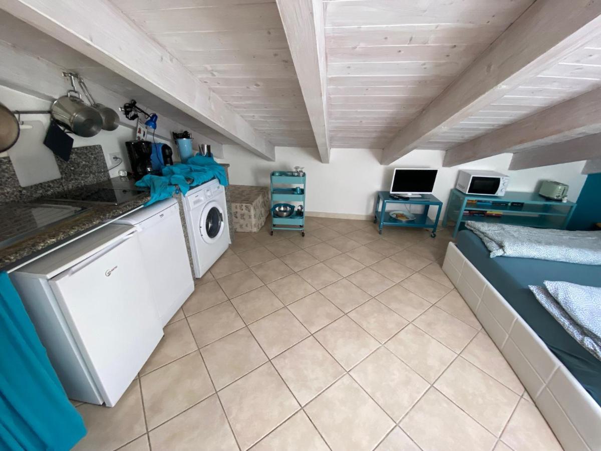 Studio Azzurro L Apartment Валедория Екстериор снимка