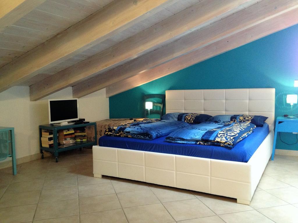 Studio Azzurro L Apartment Валедория Екстериор снимка