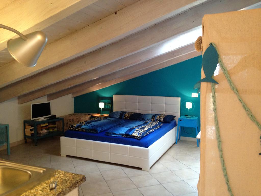 Studio Azzurro L Apartment Валедория Екстериор снимка